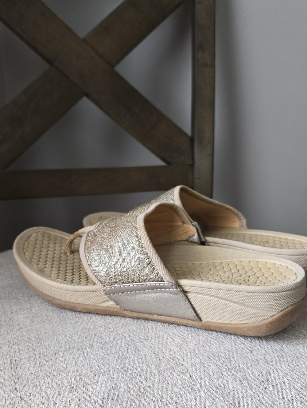BareTraps Metallic Beige Slide Sandals